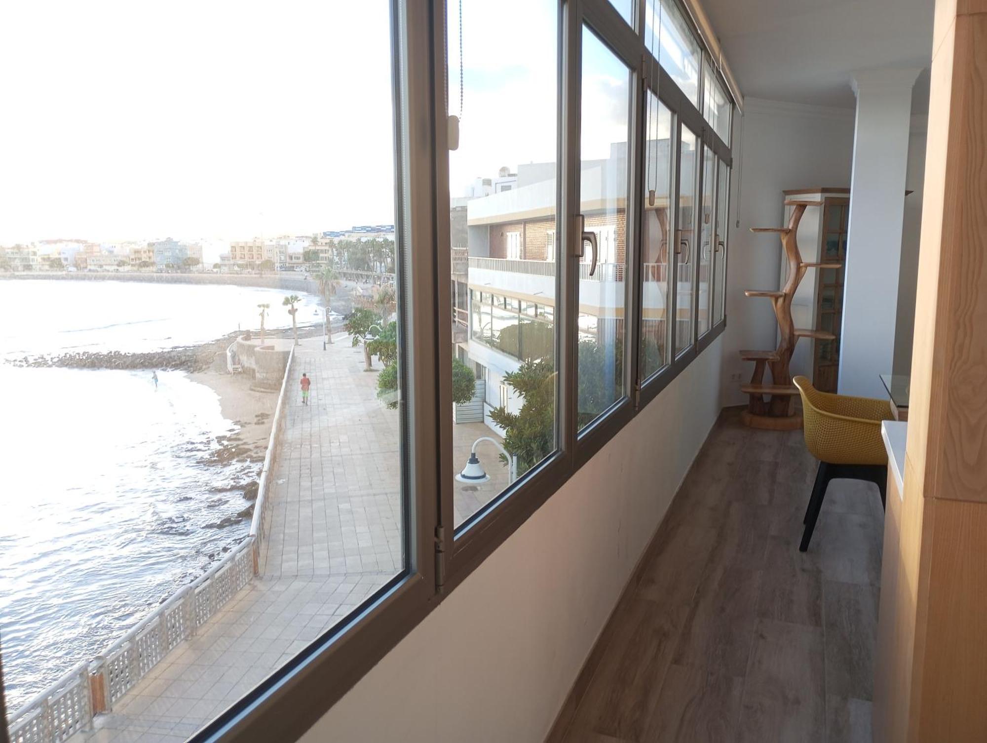 Sea View On Arinaga Beach Exterior foto
